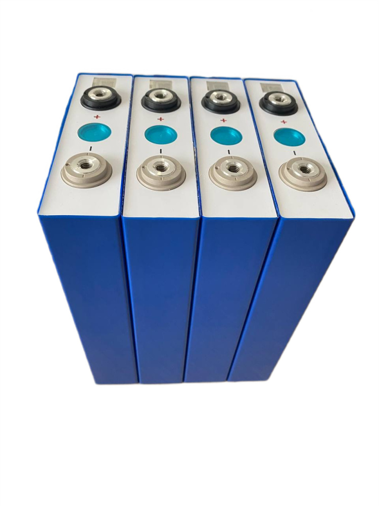 Акумулятор літій-залізо-фосфатний (LiFePO₄) EVE Energy 3,2 В 105 А·год